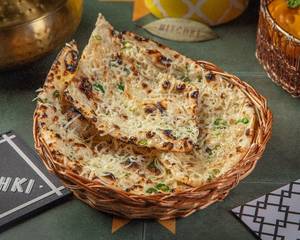 Chilli Cheese Naan