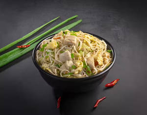 Chicken Hakka Noodles