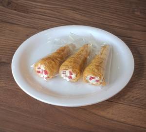 Cream roll 3 piece