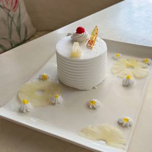 PINEAPPLE GATEAU