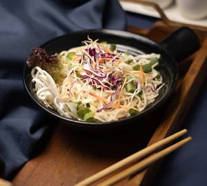 Chicken Hakka Noodles 