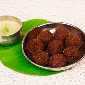 Meat Balls (8 Pcs)