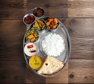 Gujarati Thal