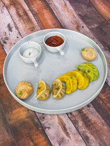 Veg Steamed Momos