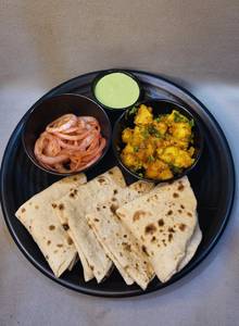 Jeera Aloo With 4 Tawa Roti