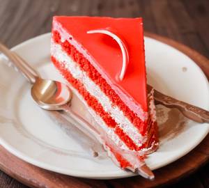 Strawberry pastry