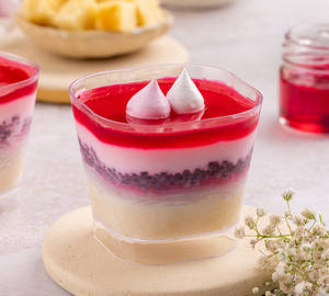 Royal Falooda & Cake