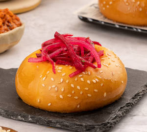 Paneer Makhani Bun
