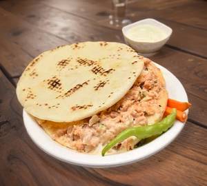 Khubuz Full Meat Plate