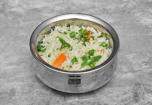 Veg Pulav With Raita