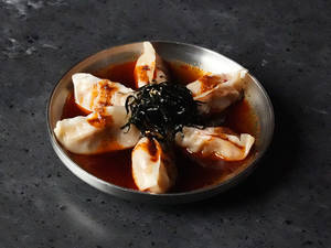Chili Oil Kimchi Mandu