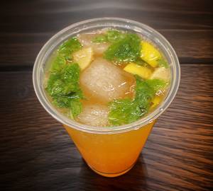 Orange mojito
