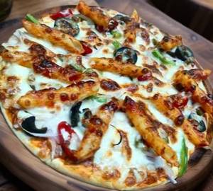 Spicy Pasta Pizza