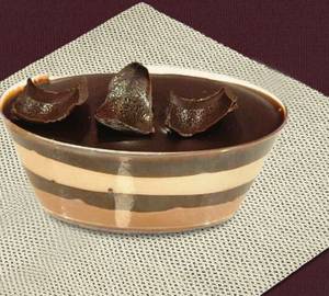 Dual choco mouse pastry