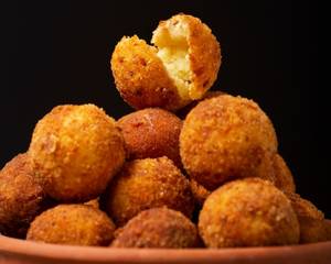 Veg Cheese Burst balls
