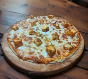 Cheese And Paneer Pizza