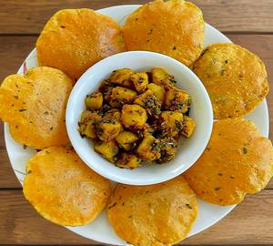 Jeera Aloo with 4 Poori