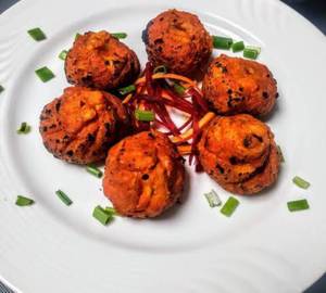 Tandoori Veg Momos [6 Pieces]