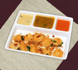 MINI PODI MASALA IDLI [10 pcs]