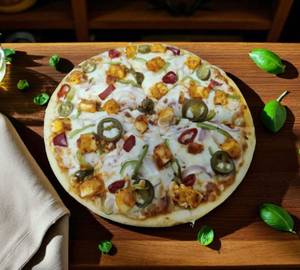 Spicy paneer pizza
