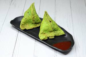 Palak Paneer Samosa