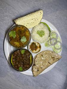 Chole Thali