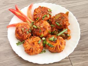 Peri Peri Momos (8 Pieces)