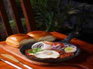 Keema Ghotala With Pao