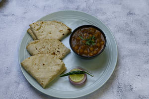 Tawa Roti ( 3 Plain/ 2ghee) + Chole