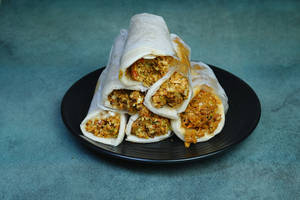 5 Chicken Roll + 1 Roll Free