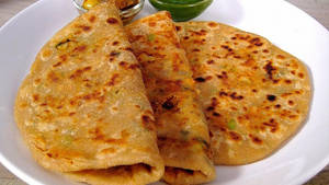 Gobhi Parantha Gheewala