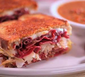 Pastrami Sandwich