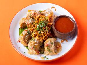 Butter Garlic Chilli Momo ( Non-veg )