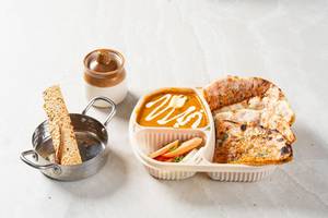 Dal Makhani With Mix Kulcha
