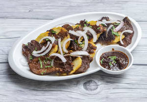 Tenderloin Beef with Onion