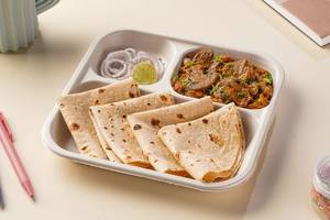 Mushroom Masala with Chapati Lunchbox