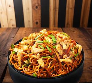 Mix Chowmein ( Chicken + Egg)