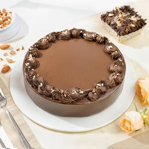 Hazelnut Chocolate Cake (450 Gm)