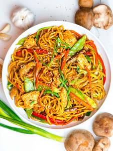 Special Chicken Chowmein