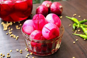Sirka Pyaaz/ Vinegar Onion