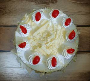 Pure Veg White Forest Cake [550 G]