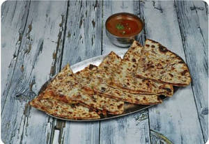 Keema Naan With Gravy (mutton) (kaka's Special)