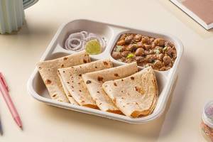 Pindi Chole with Chapati Lunchbox