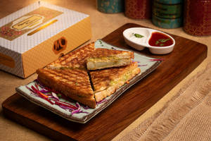 Garlic Aloo Toast