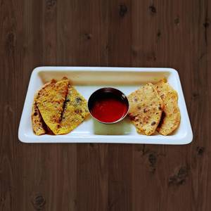 Aloo pyaaz paratha [1 piece]