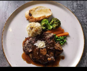 Tenderloin Beef with Vegetable