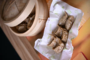 Spinach-corn Dumplings