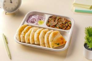 Mushroom Masala with Kulcha Lunchbox