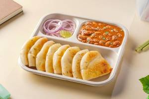 Rajma & Bread Kulcha Lunchbox