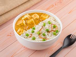 Awadhi Paneer With Peas Pulao Bowl